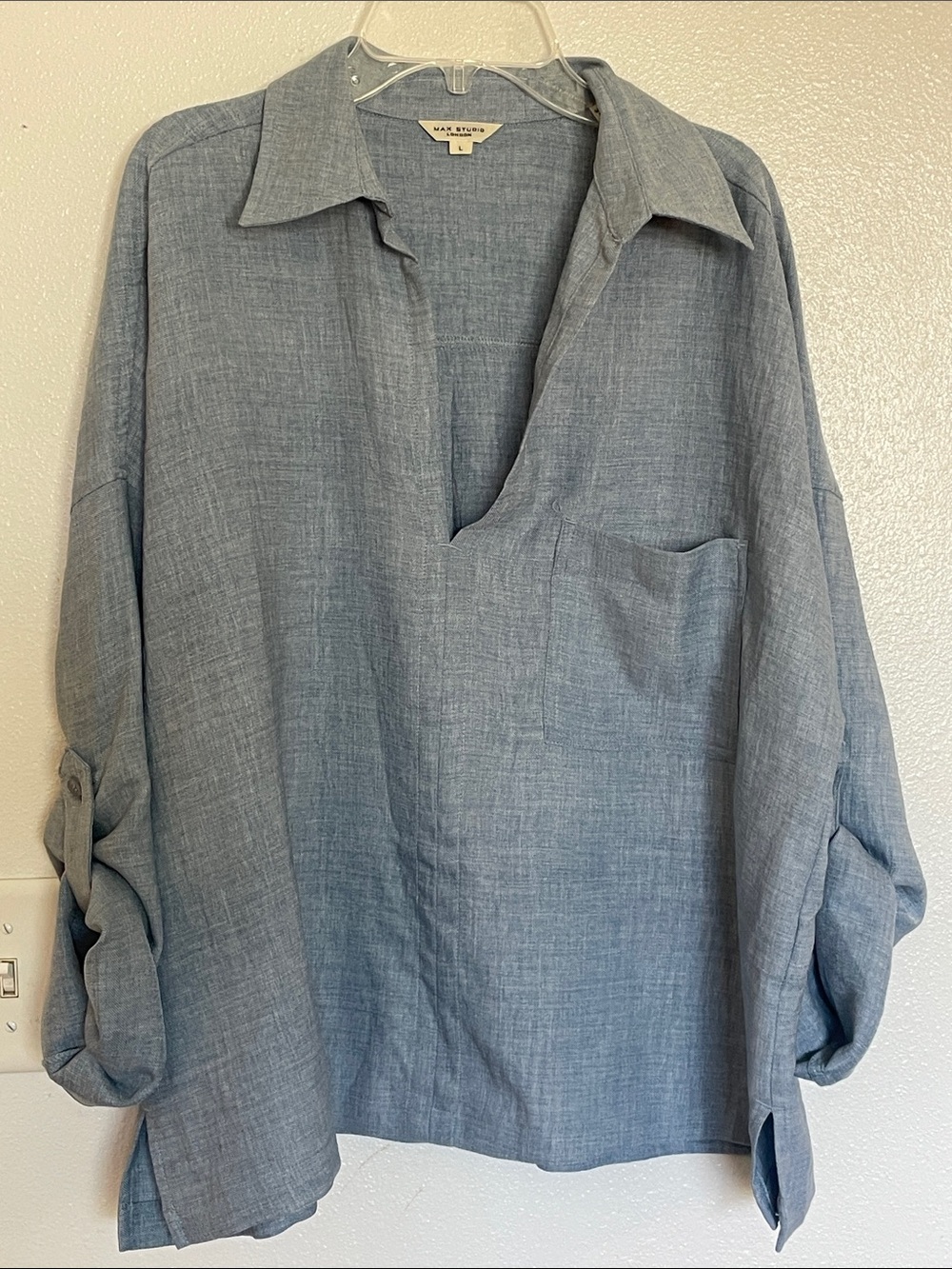 Max Studio Light Blue Linen-Blend V-Neck Blouse